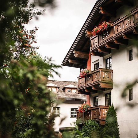 Strasserwirt - Ansitz Zu Tirol Strassen Exterior foto